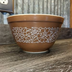 PYREX Woodland 401 - 5.5" Nesting Mixing Bowl 1 1/2 Pint - Vintage Pyrex